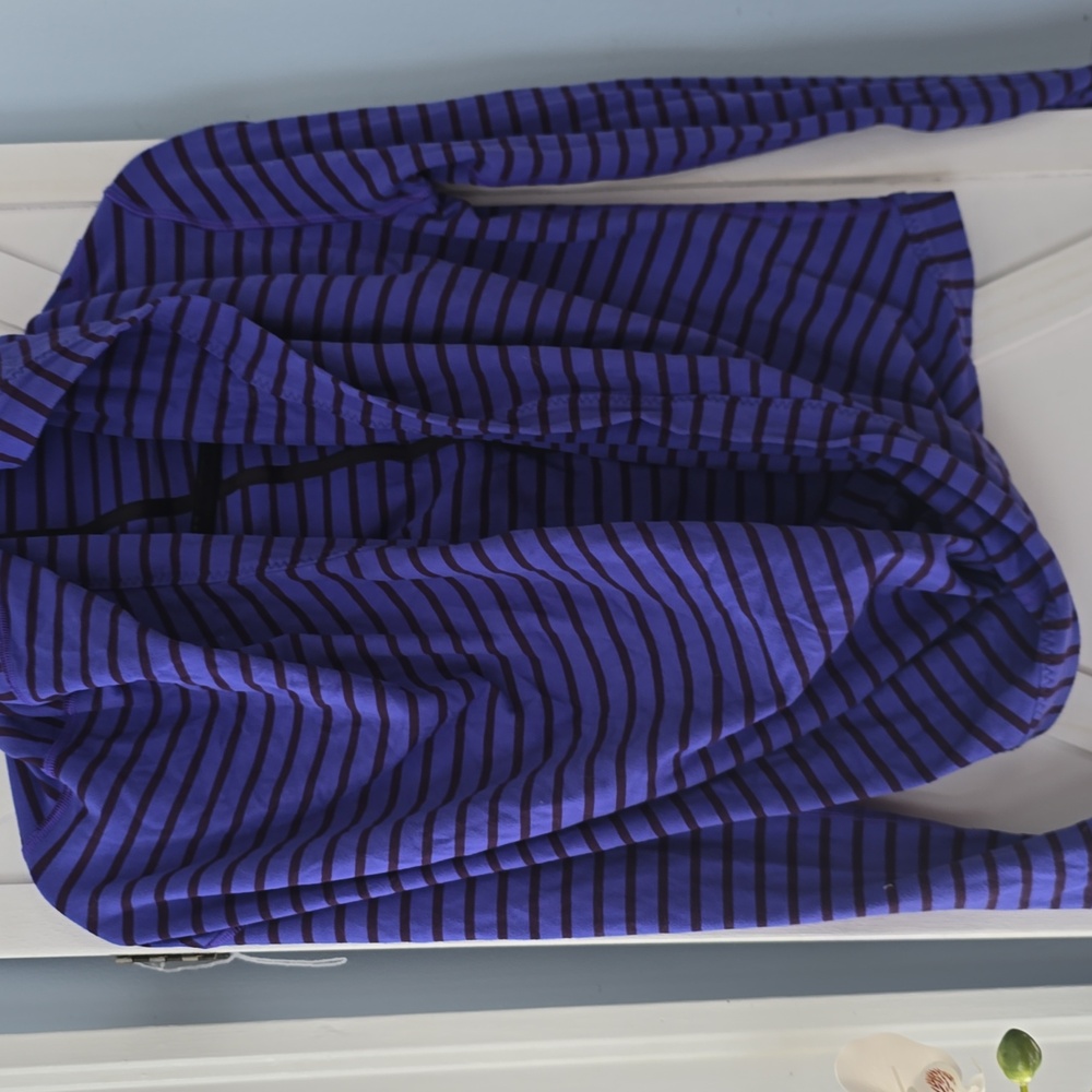 Ivivva Long Sleeve Wrap Cover